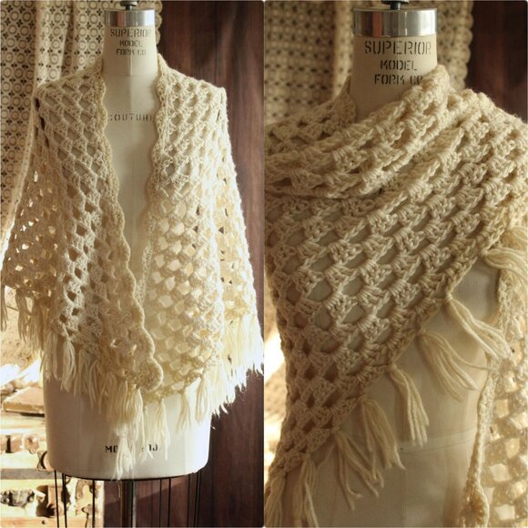 vintage Accessories - Vintage 1960s 1970s Shawl, Ivory Knit with Fringe Cape or Wrap